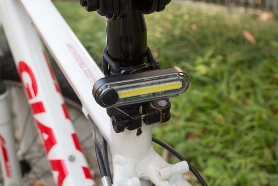 Parte posterior recargable Front Light de la luz de la batería de litio de la bicicleta Bightness 100%